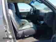 2000 Dodge Durango with VIN 1B4HS28Z6YF266043, listed as a IAAI auction lot 41920134 with Not provided miles and . Bid and sale history available at DreamBid. Image 5.