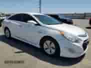 2014 Hyundai Sonata Limited with VIN KMHEC4A45EA114529, listed as a Copart auction lot 63148975 with 204,115 mi miles and Clean title. Bid and sale history available at DreamBid. Image 4.