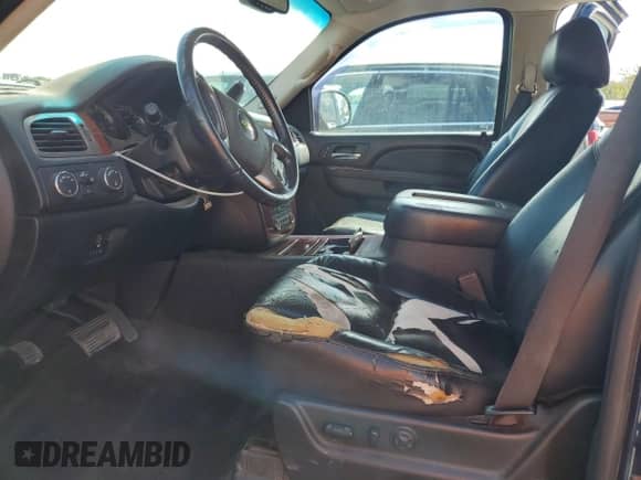 2011 Chevrolet Avalanche LTZ с VIN 3GNTKGE3XBG162064, выставлен на аукционе Copart как лот 68017935 с пробегом 286 729 миль миль и Списание • Salvage title. История ставок и продаж доступна на DreamBid. Изображение 7.