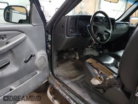 2005 Chevrolet Silverado 3500 SRW Wrk Trk с VIN 1GCHK34U15E297432, выставлен на аукционе Copart как лот 63585245 с пробегом 151 746 миль миль и Чистый • Clean title. История ставок и продаж доступна на DreamBid. Изображение 8.