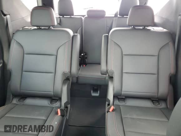 2024 Chevrolet Traverse AWD Z71 с VIN 1GNEVJKS1RJ142786, выставлен на аукционе Copart как лот 69823545 с пробегом 22 940 миль миль и Списание • Salvage title. История ставок и продаж доступна на DreamBid. Изображение 10.