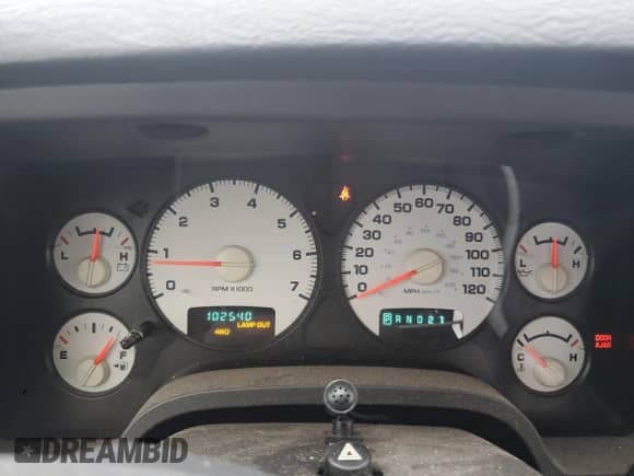 2005 Dodge 2500 SLT with VIN 3D7KS28D35G825240, listed as a Copart auction lot 46933525 with 102,540 mi miles and Salvage title. Bid and sale history available at DreamBid. Image 9.