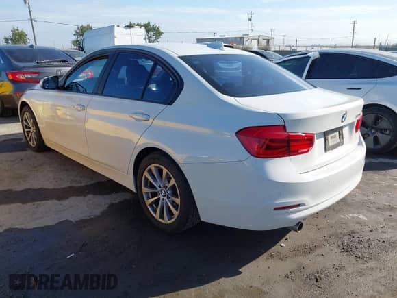 2018 BMW 3 Series 320i with VIN WBA8A9C55JAH12687, listed as a IAAI auction lot 43262965 with 125,811 mi miles and . Bid and sale history available at DreamBid. Image 3.