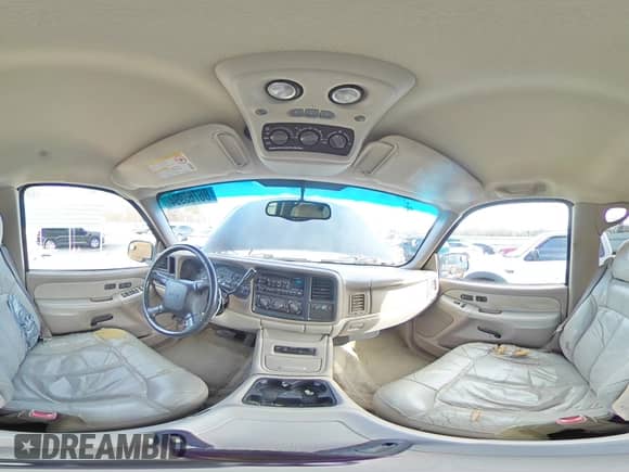 2002 Chevrolet Suburban LS с VIN 3GNEC16ZX2G307061, выставлен на аукционе Copart как лот 55502485 с пробегом Не указан миль и На запчасти • Non repairable. История ставок и продаж доступна на DreamBid. Изображение 13.