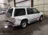 1998 Ford Explorer XLT с VIN 1FMZU35P6WZB26527, выставлен на аукционе IAAI как лот 42235991 с пробегом 215 020 миль миль и . История ставок и продаж доступна на DreamBid. Изображение 4.