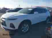 2020 Chevrolet Blazer LT z VIN 3GNKBBRA9LS608999, wystawiony jako IAAI lot #42783985 z przebiegiem 64 317 mil mil oraz . Historia ofert i sprzedaży dostępna na DreamBid. Obrazek 2.