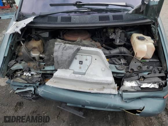 1992 Chevrolet Lumina с VIN 1GNDU06DXNT138044, выставлен на аукционе Copart как лот 43595565 с пробегом 188 982 миль миль и Списание • Salvage title. История ставок и продаж доступна на DreamBid. Изображение 12.