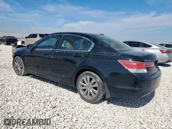 2011 Honda Accord EX-L with VIN 1HGCP2F82BA100374, listed as a Copart auction lot 84230185 with 136,533 mi miles and Salvage title. Bid and sale history available at DreamBid. Image 2.