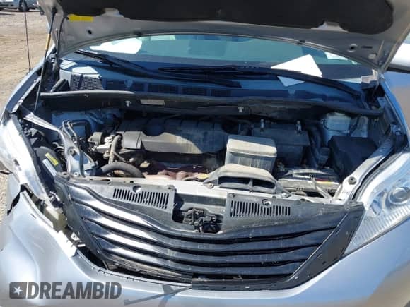 2012 Toyota Sienna with VIN 5TDKA3DC8CS014421, listed as a IAAI auction lot 42796292 with 227,527 mi miles and . Bid and sale history available at DreamBid. Image 10.