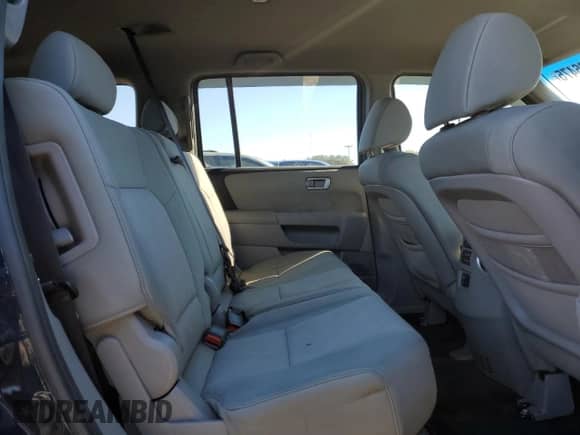 2010 Honda Pilot LX with VIN 5FNYF4H22AB037360, listed as a Copart auction lot 86506475 with 190,327 mi miles and Salvage title. Bid and sale history available at DreamBid. Image 11.