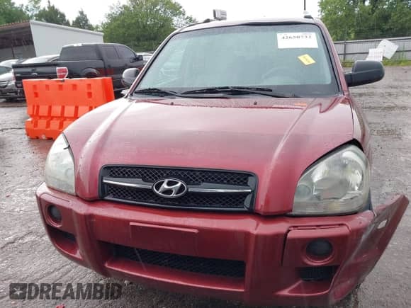 2007 Hyundai Tucson GLS with VIN KM8JM72BX7U574166, listed as a IAAI auction lot 42650732 with 149,364 mi miles and . Bid and sale history available at DreamBid. Image 12.