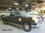 2004 Chevrolet Silverado 3500 DRW LT with VIN 1GCJK33274F231154, listed as a Copart auction lot 80863874 with 274,984 mi miles and Salvage title. Bid and sale history available at DreamBid. Image 4.