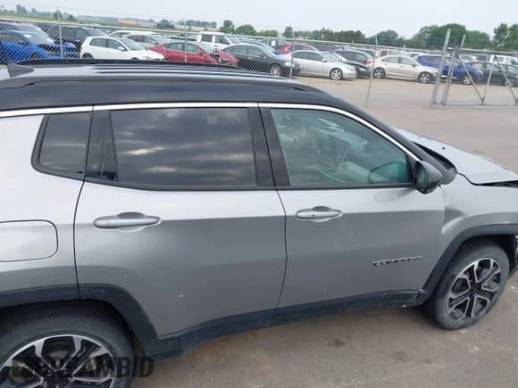 2023 Jeep Compass Limited with VIN 3C4NJDCN9PT533236, listed as a IAAI auction lot 42438705 with 25,022 mi miles and . Bid and sale history available at DreamBid. Image 13.