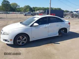 2012 Chevrolet Cruze 2LT z VIN 1G1PG5SC8C7147072, wystawiony jako IAAI lot #43345144 z przebiegiem 103 743 mil mil oraz . Historia ofert i sprzedaży dostępna na DreamBid. Obrazek 6.