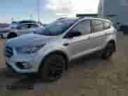2017 Ford Escape SE с VIN 1FMCU9GD9HUA16681, выставлен на аукционе Copart как лот 87470305 с пробегом 259 399 миль миль и Чистый • Clean title. История ставок и продаж доступна на DreamBid. Изображение 1.
