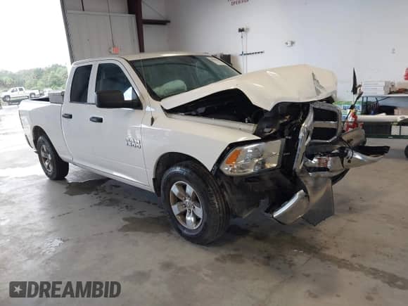2016 Ram 1500 Tradesman with VIN 1C6RR6FG9GS355498, listed as a IAAI auction lot 43054193 with 39,412 mi miles and . Bid and sale history available at DreamBid. Image 1.