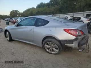 2010 Hyundai Genesis Coupe Grand Touring с VIN KMHHU6KHXAU021165, выставлен на аукционе Copart как лот 75669494 с пробегом 174 771 миль миль и Списание • Salvage title. История ставок и продаж доступна на DreamBid. Изображение 2.