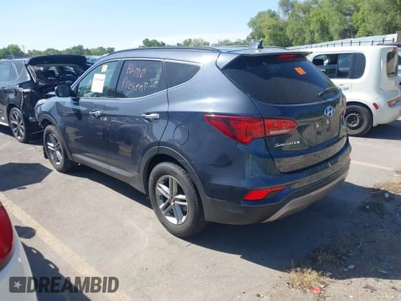 2017 Hyundai Santa Fe 2.4L с VIN 5NMZUDLB4HH041159, выставлен на аукционе IAAI как лот 42899164 с пробегом Не указан миль и . История ставок и продаж доступна на DreamBid. Изображение 3.