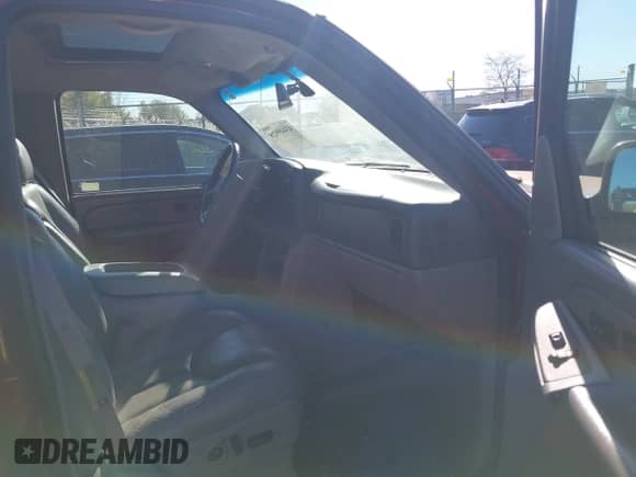 2004 Chevrolet Tahoe Z71 with VIN 1GNEK13Z34R149317, listed as a IAAI auction lot 43449928 with 179,825 mi miles and . Bid and sale history available at DreamBid. Image 5.