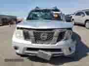 2011 Nissan Frontier SV with VIN 1N6AD0ER0BC401918, listed as a Copart auction lot 70233205 with 106,694 mi miles and Salvage title. Bid and sale history available at DreamBid. Image 5.