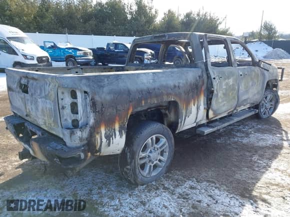 2019 Chevrolet Silverado 2500HD Work Truck с VIN 1GC1KUEG1KF109336, выставлен на аукционе IAAI как лот 41406487 с пробегом 92 800 миль миль и . История ставок и продаж доступна на DreamBid. Изображение 4.