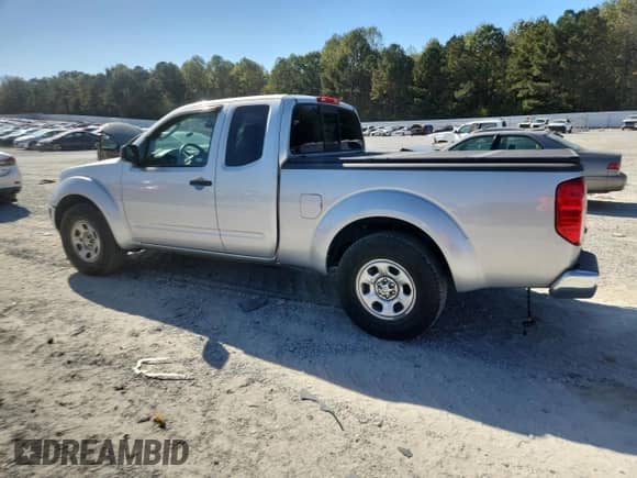 2008 Nissan Frontier XE with VIN 1N6BD06T78C449472, listed as a Copart auction lot 89548045 with 151,748 mi miles and Salvage title. Bid and sale history available at DreamBid. Image 2.