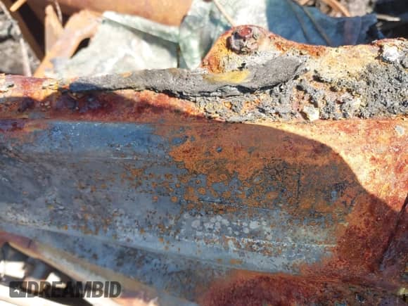 2021 Chevrolet Silverado 1500 LT с VIN 1GCUYDED6MZ180034, выставлен на аукционе IAAI как лот 43227198 с пробегом Не указан миль и . История ставок и продаж доступна на DreamBid. Изображение 9.