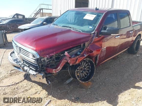 2017 Ram 1500 Big Horn z VIN 3C6RR6LT7HG637097, wystawiony jako IAAI lot #43462885 z przebiegiem 160 881 mil mil oraz . Historia ofert i sprzedaży dostępna na DreamBid. Obrazek 6.