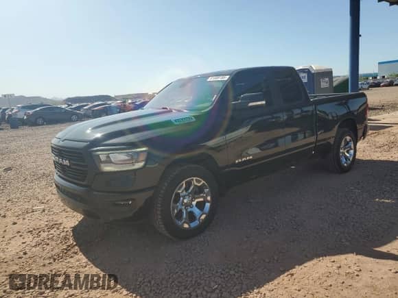 2019 Ram 1500 Big Horn z VIN 1C6RREBT7KN522817, wystawiony jako Copart lot #61088185 z przebiegiem 49 431 mil mil oraz Szkoda całkowita • Salvage title. Historia ofert i sprzedaży dostępna na DreamBid. Obrazek 1.