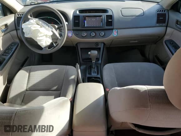 2006 Toyota Camry LE с VIN 4T1BE32K56U747729, выставлен на аукционе Copart как лот 85949295 с пробегом 102 798 миль миль и Списание • Salvage title. История ставок и продаж доступна на DreamBid. Изображение 8.