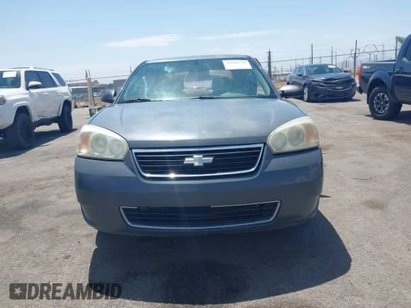 2008 Chevrolet Malibu Classic LS 2FL с VIN 1G1ZS58N28F128742, выставлен на аукционе IAAI как лот 42688729 с пробегом Не указан миль и . История ставок и продаж доступна на DreamBid. Изображение 12.