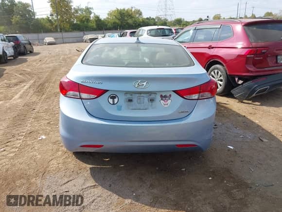 2012 Hyundai Elantra Limited с VIN KMHDH4AE7CU314040, выставлен на аукционе IAAI как лот 43259650 с пробегом 145 930 миль миль и . История ставок и продаж доступна на DreamBid. Изображение 17.
