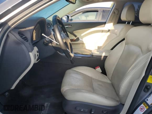 2013 Lexus IS 250 z VIN JTHBF5C2XD5188163, wystawiony jako Copart lot #72023975 z przebiegiem 91 330 mil mil oraz Szkoda całkowita • Salvage title. Historia ofert i sprzedaży dostępna na DreamBid. Obrazek 7.