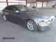 2014 BMW 5 Series 528i z VIN WBA5A5C5XED501501, wystawiony jako IAAI lot #43063194 z przebiegiem 145 415 mil mil oraz . Historia ofert i sprzedaży dostępna na DreamBid. Obrazek 1.
