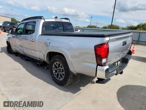 2021 Toyota Tacoma SR5 с VIN 3TYBZ5DN2MT000123, выставлен на аукционе Copart как лот 84049645 с пробегом 48 815 миль миль и Списание • Salvage title. История ставок и продаж доступна на DreamBid. Изображение 2.