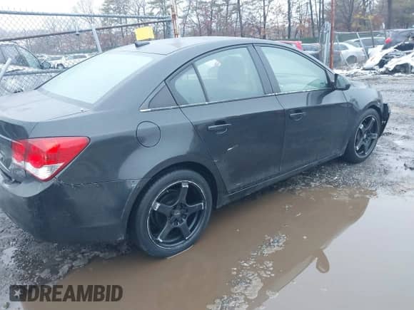 2012 Chevrolet Cruze LS с VIN 1G1PC5SH8C7271611, выставлен на аукционе IAAI как лот 41531560 с пробегом Не указан миль и . История ставок и продаж доступна на DreamBid. Изображение 4.