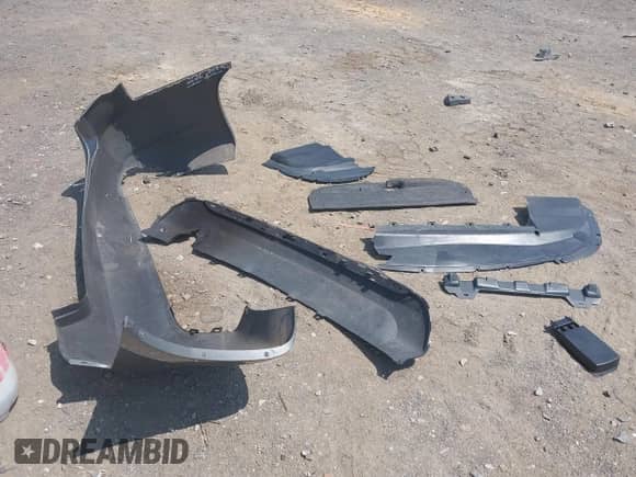 2013 Chrysler 200 Touring with VIN 1C3CCBBB1DN539965, listed as a IAAI auction lot 42901519 with 160,606 mi miles and . Bid and sale history available at DreamBid. Image 12.