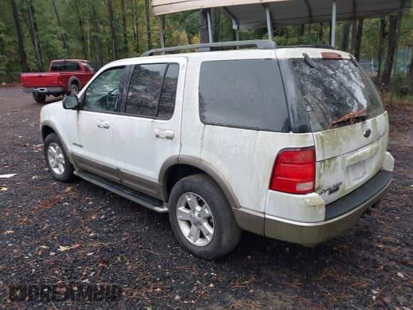 2004 Ford Explorer Eddie Bauer with VIN 1FMZU64K34UB38538, listed as a IAAI auction lot 43427538 with 191,771 mi miles and . Bid and sale history available at DreamBid. Image 3.