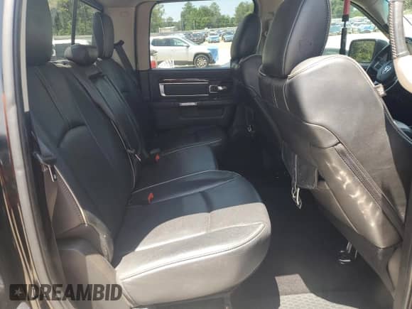 2014 Ram 1500 Longhorn z VIN 1C6RR7PT4ES452090, wystawiony jako Copart lot #61963935 z przebiegiem 183 884 mil mil oraz Szkoda całkowita • Salvage title. Historia ofert i sprzedaży dostępna na DreamBid. Obrazek 10.