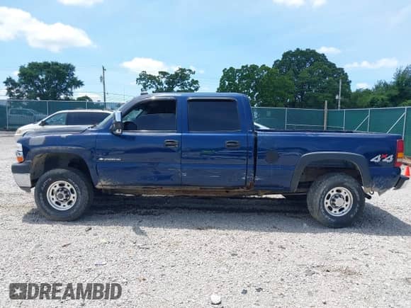 2002 Chevrolet Silverado 2500HD LS с VIN 1GCHK23U12F195114, выставлен на аукционе IAAI как лот 42514216 с пробегом 315 177 миль миль и . История ставок и продаж доступна на DreamBid. Изображение 14.