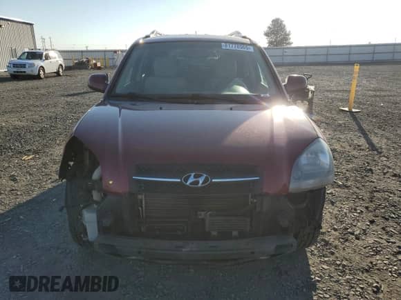 2008 Hyundai Tucson SE с VIN KM8JN12DX8U861469, выставлен на аукционе Copart как лот 81778565 с пробегом 190 562 миль миль и Списание • Salvage title. История ставок и продаж доступна на DreamBid. Изображение 5.