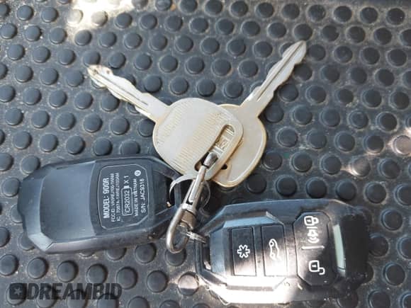 2006 Chevrolet Suburban LT z VIN 1GNFK16Z86J169807, wystawiony jako IAAI lot #41928418 z przebiegiem 195 948 mil mil oraz . Historia ofert i sprzedaży dostępna na DreamBid. Obrazek 11.