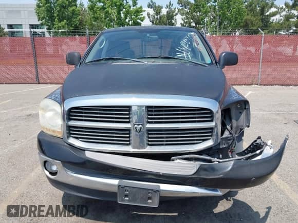 2006 Dodge 1500 SLT z VIN 1D7HA18216S546031, wystawiony jako IAAI lot #42443697 z przebiegiem 133 723 mil mil oraz . Historia ofert i sprzedaży dostępna na DreamBid. Obrazek 12.