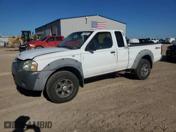 2002 Nissan Frontier XE z VIN 1N6ED26T52C366879, wystawiony jako Copart lot #67726024 z przebiegiem 141 068 mil mil oraz Szkoda całkowita • Salvage title. Historia ofert i sprzedaży dostępna na DreamBid. Obrazek 1.