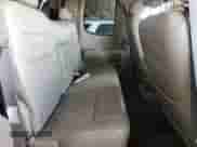 2003 Toyota Tundra Limited z VIN 5TBRT38153S370187, wystawiony jako Copart lot #53190885 z przebiegiem 164 846 mil mil oraz Szkoda całkowita • Salvage title. Historia ofert i sprzedaży dostępna na DreamBid. Obrazek 10.