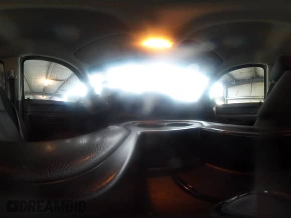 2013 Chevrolet Silverado 1500 LS z VIN 3GCPCREA6DG172384, wystawiony jako IAAI lot #41864124 z przebiegiem 249 337 mil mil oraz . Historia ofert i sprzedaży dostępna na DreamBid. Obrazek 18.