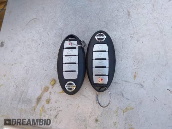 2016 Nissan Murano S с VIN 5N1AZ2MH2GN145331, выставлен на аукционе IAAI как лот 42044715 с пробегом 139 331 миль миль и . История ставок и продаж доступна на DreamBid. Изображение 11.