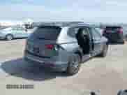 2023 Volkswagen Tiguan S с VIN 3VVRB7AX9PM132401, выставлен на аукционе IAAI как лот 41870969 с пробегом 40 533 миль миль и . История ставок и продаж доступна на DreamBid. Изображение 4.