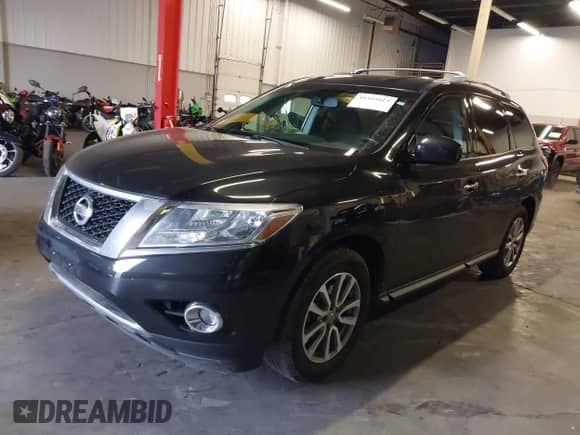 2016 Nissan Pathfinder Platinum with VIN 5N1AR2MM9GC643194, listed as a IAAI auction lot 41345013 with 126,073 mi miles and . Bid and sale history available at DreamBid. Image 2.