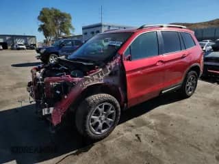 2025 Honda Passport TrailSport with VIN 5FNYF8H65SB008740, listed as a Copart auction lot 80834165 with 4,757 mi miles and Salvage title. Bid and sale history available at DreamBid. Image 1.